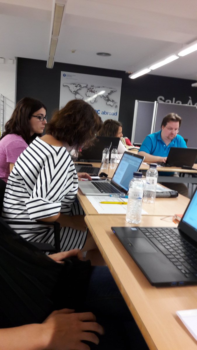 mariaritaspada's tweet photo. #5GESSENCE project meeting hosted by @i2CAT : important activities for next months. Location fantastic @la_UPC near impressive Gaudi's gate https://t.co/FfbIExiYLx