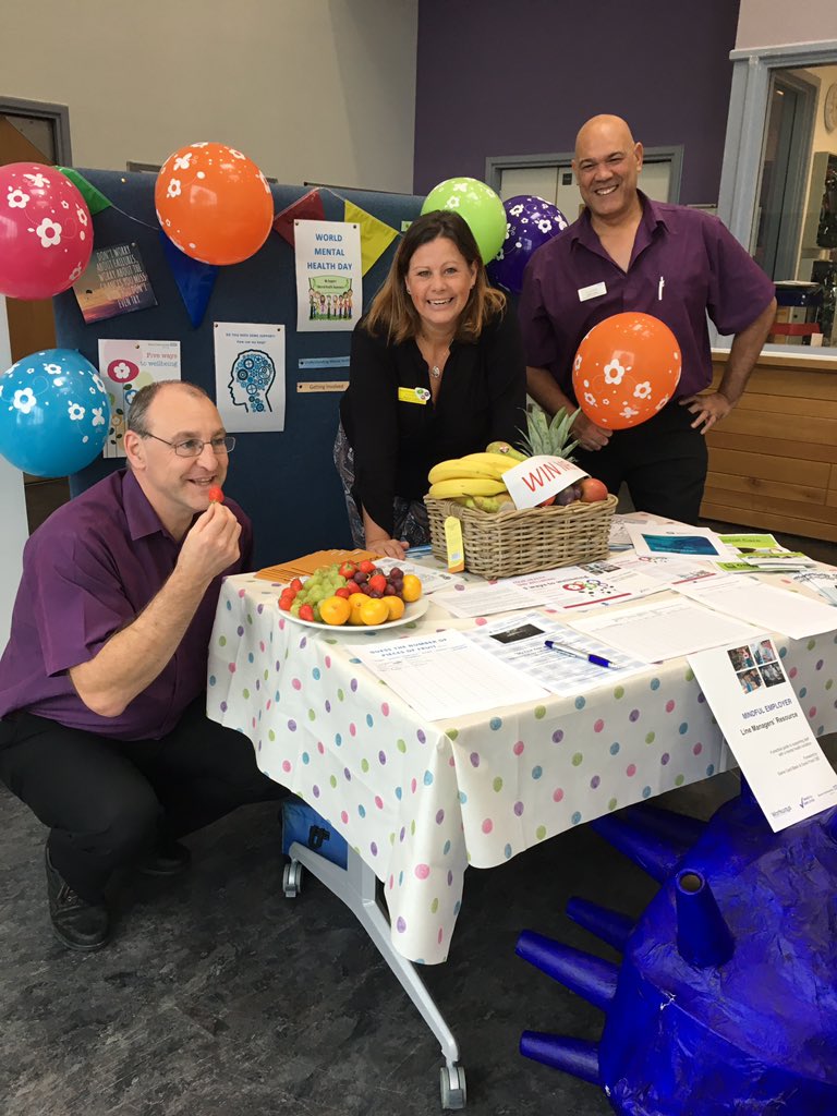 SBurforz's tweet photo. Good to have our reception team join us to talk about mental health#worldmentalhealthday https://t.co/xs679DxLgZ