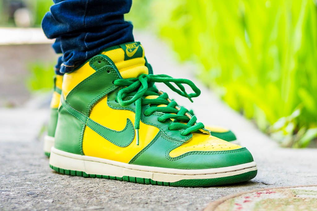 TonyDiamondsTDC's tweet photo. #NikeDunk #BrazilDunks #onfeet &amp; Where To Buy: https://t.co/2wBEv2X88B https://t.co/U3IRhTuYF6