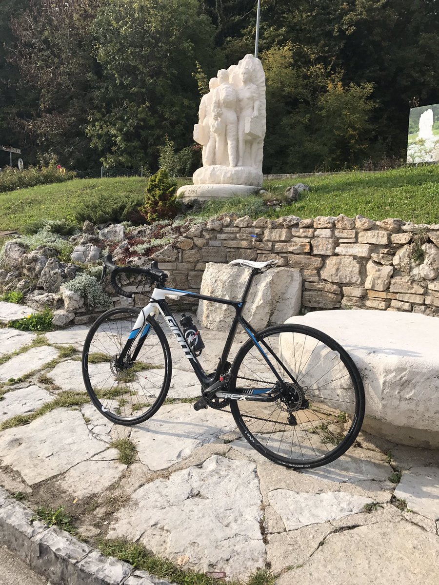Riesco ancora a godere in sella a una bici..... ma non di certo per i miei #watt <a href="/solowattaggio/">solo wattaggio</a>