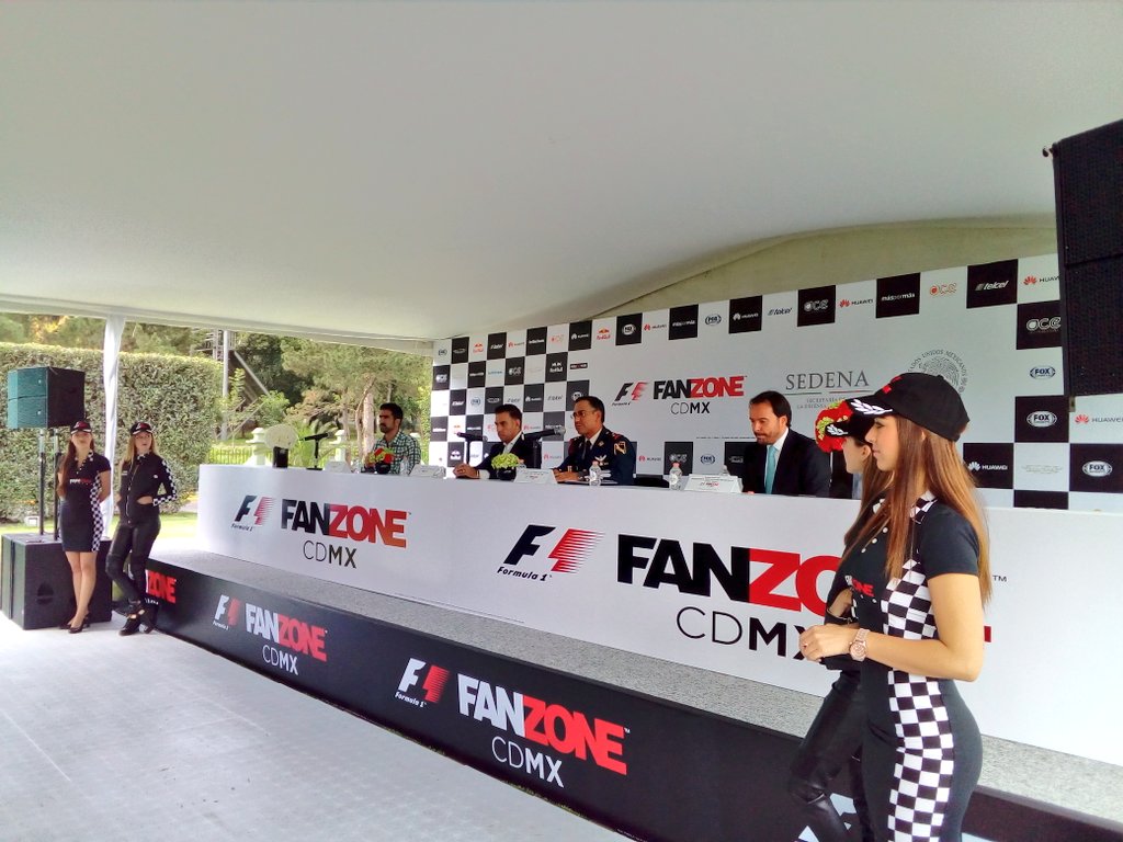 Telcel's tweet photo. En la #FanZoneMx encontrarás simuladores y Minimonoplazas para divertirte #AMáximaVelocidad con #TelcelLaMejorRed https://t.co/SCjUDbxouE