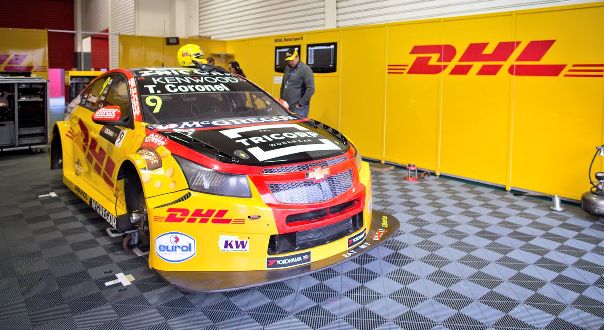 TomCoronel's tweet photo. Busy ✈️ trip ahead from 🇺🇸L.A. to #amsterdam 🇳🇱 and direct ✈️ to #China 🇨🇳 for #wtcc 🏎race finally again yeahhhhh #EatMyDust ehhh 🧀 Cheese https://t.co/Hp0eaMrw9z