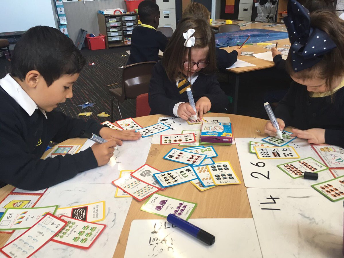 Elmvaleprimary's tweet photo. #ElmvaleP1H Writing, counting and matching numbers to the correct quantities today. #numeracyisfun https://t.co/f9tHxst6YV