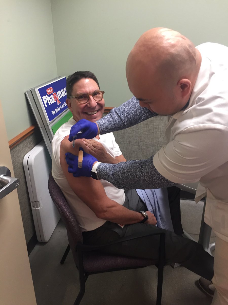 TheScottMcC's tweet photo. @HEB home of the painless flu shot! Bring on the cold front cuz I'm ready! Thanks LY at Killeen 2! https://t.co/6GWZs59mfW