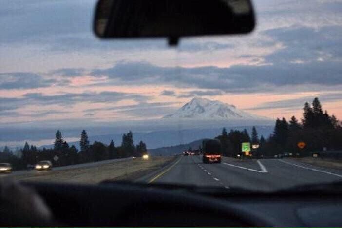 ButDansLaVie's tweet photo. Faire un road trip entre amis 😏🌍🚗 https://t.co/CmdLK0jDDf