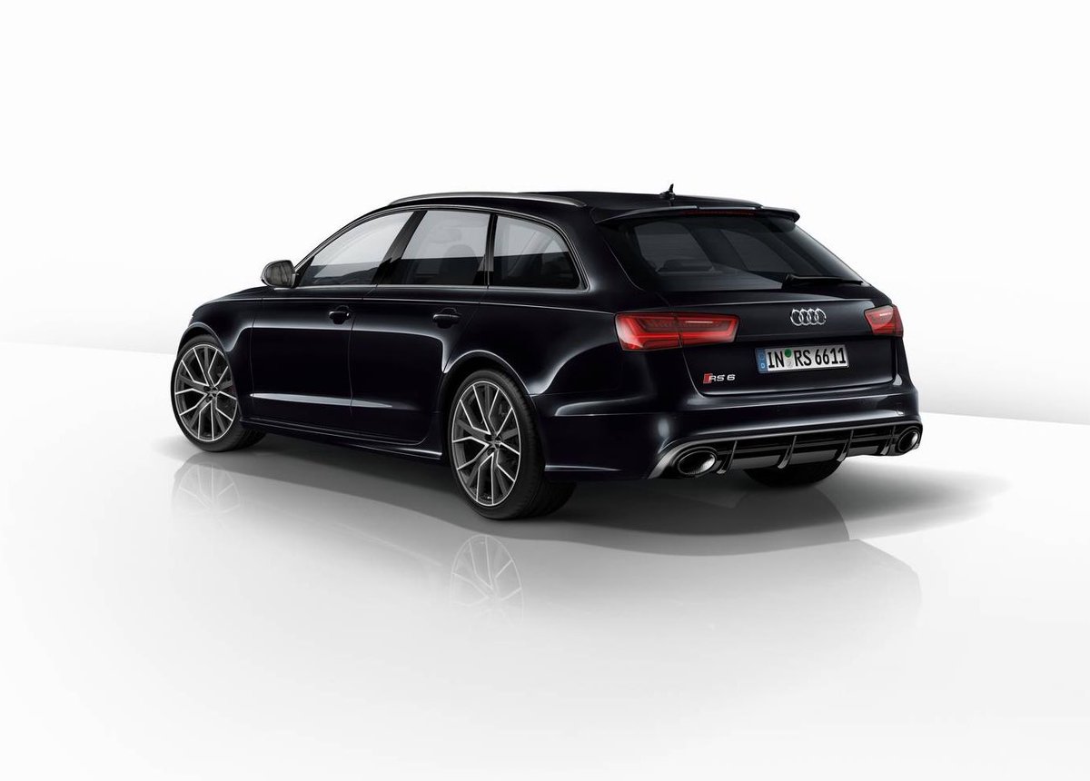 AudiFrance's tweet image. Audi RS 6 Avant performance. 
Aussi mythique qu’elle est noire. Noir Mythic évidemment.