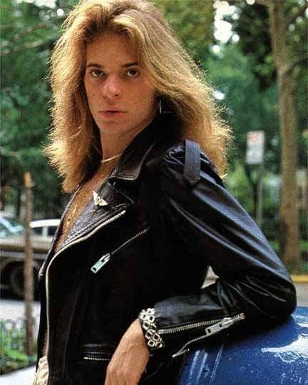 Happy Birthday to David Lee Roth :) 