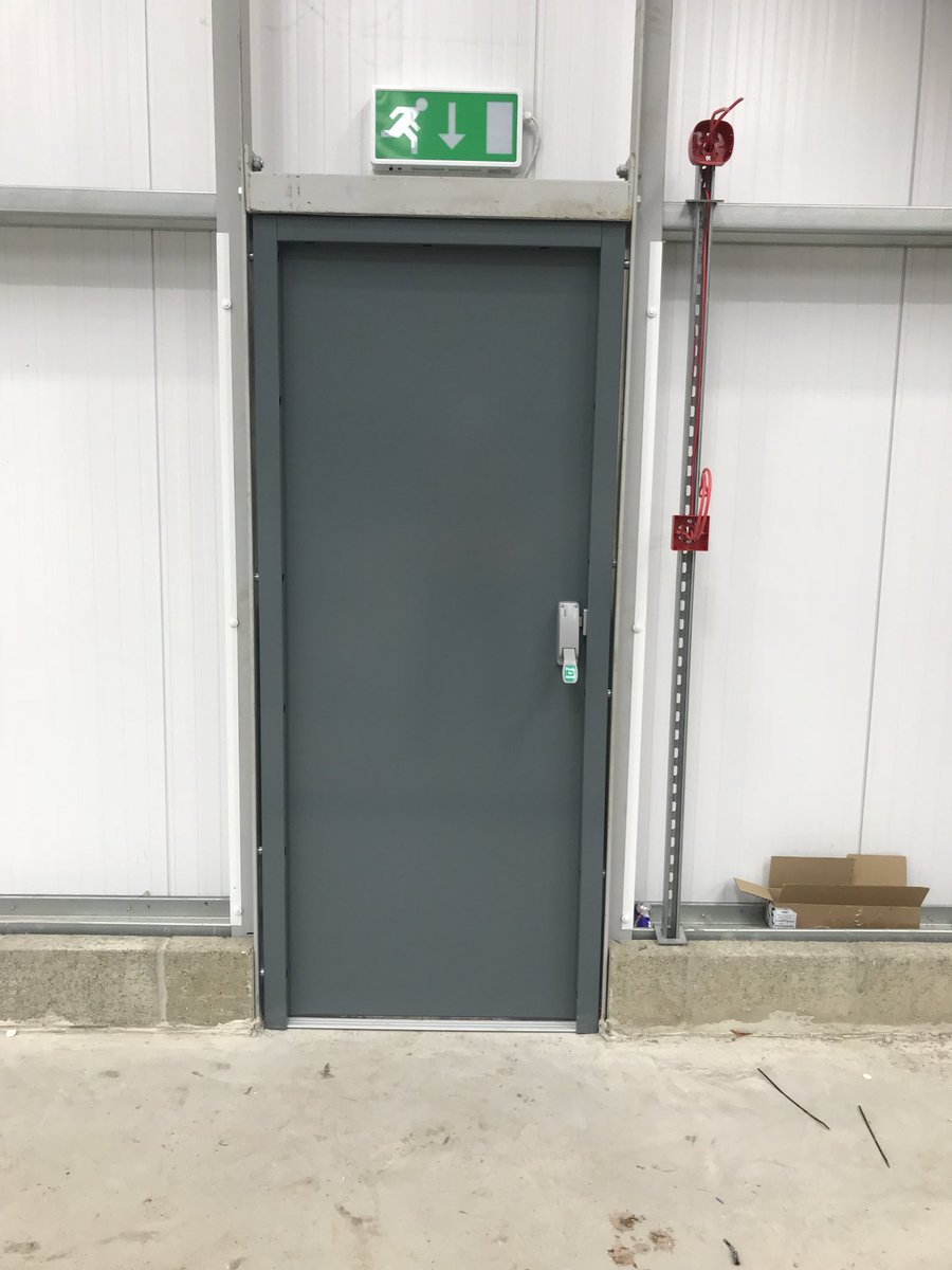 EYShutters's tweet photo. Making good progress at this site on behalf of @Johnson_conltd 
We are installing 5 high speed, insulated rollers along with 7 steel doors. https://t.co/CcAeXbVXXz