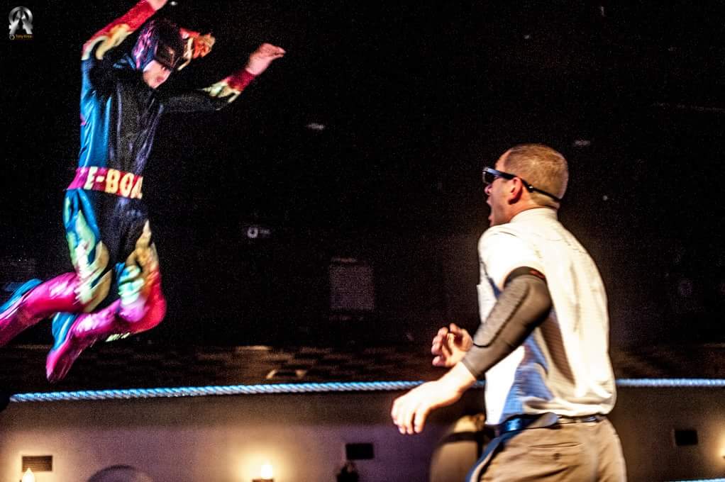 opw_uk's tweet photo. At #GoldenChance @MrWilliamsESQ held #Theclassroom &amp; attacked @RealEthanBerry

Afterwards it's @3b0mb &amp; @RickMarkus1 who got the last laugh! https://t.co/kksZ5dWJIf