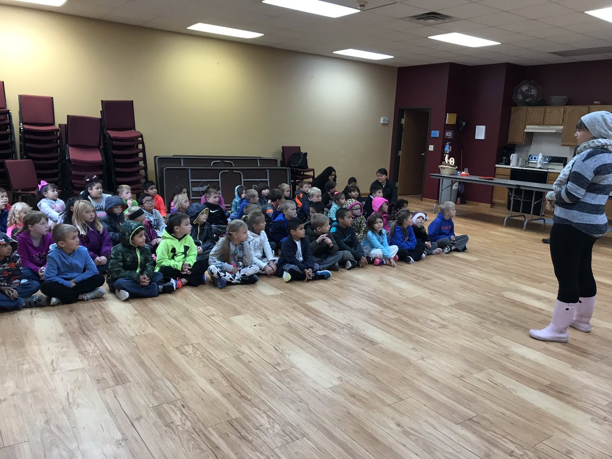 First graders enjoying Elkhorn Valley Museum <a href="/PCElemSchool/">PC Elementary School</a> #lakeviewvikes