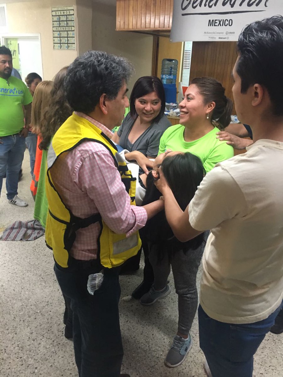 El equipo de <a href="/generation_mex/">Generation México</a> se reunió para participar en la inducción al curso de protección civil y primeros auxilios.