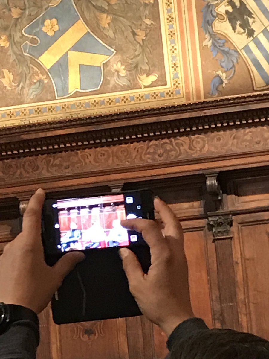 MauritaP's tweet image. Il Buzz nel buzz alla sala dei Notari per #Farweb di @matteograndi 
#Perugia