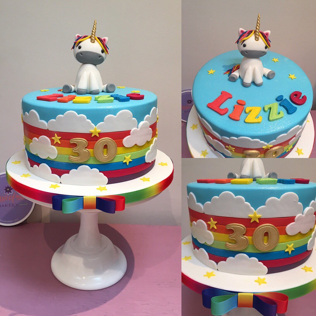 PfruitBakery's tweet photo. Wishing Lizzie a magical birthday 🌈🦄💜Just love rainbows &amp; unicorns!! #birthdaycake #cake #rainbows #unicorns #cakemaker #surbiton https://t.co/zKzsr6DsA5