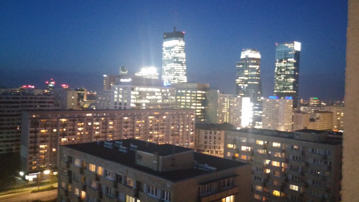 Great view from our flat in Warsaw. Moving the business forward @e10d_conference @blockchainproz <a href="/LexitCo/">LEXITco</a>