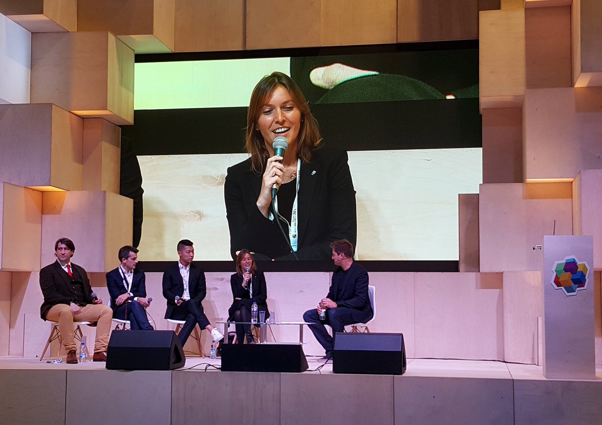 worldarchnews's tweet photo. Magda Kmita #BlankArchitects and @MrGeorgeClarke discusss underground transit systems in Moscow, Paris and London at @UK_CW 
#BlankArchitects #ClancyEngineering #Arcadis #UKCW #oualalouchoi https://t.co/9jrfvz3ogg
