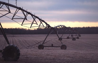 AutoGas_GLP's tweet photo. Descubre las soluciones que ofrece el #GasdeRepsol para el sector agro https://t.co/VE6336bZL4 #granja #secadero #invernadero #riego https://t.co/JmSGF5PfFg