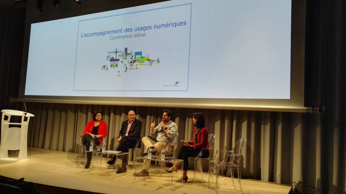 legollaborative's tweet photo. Conférence débat sur l'accompagnement des usages numériques #mednum #numerique #inclusion https://t.co/JRUy6eQ2Yl