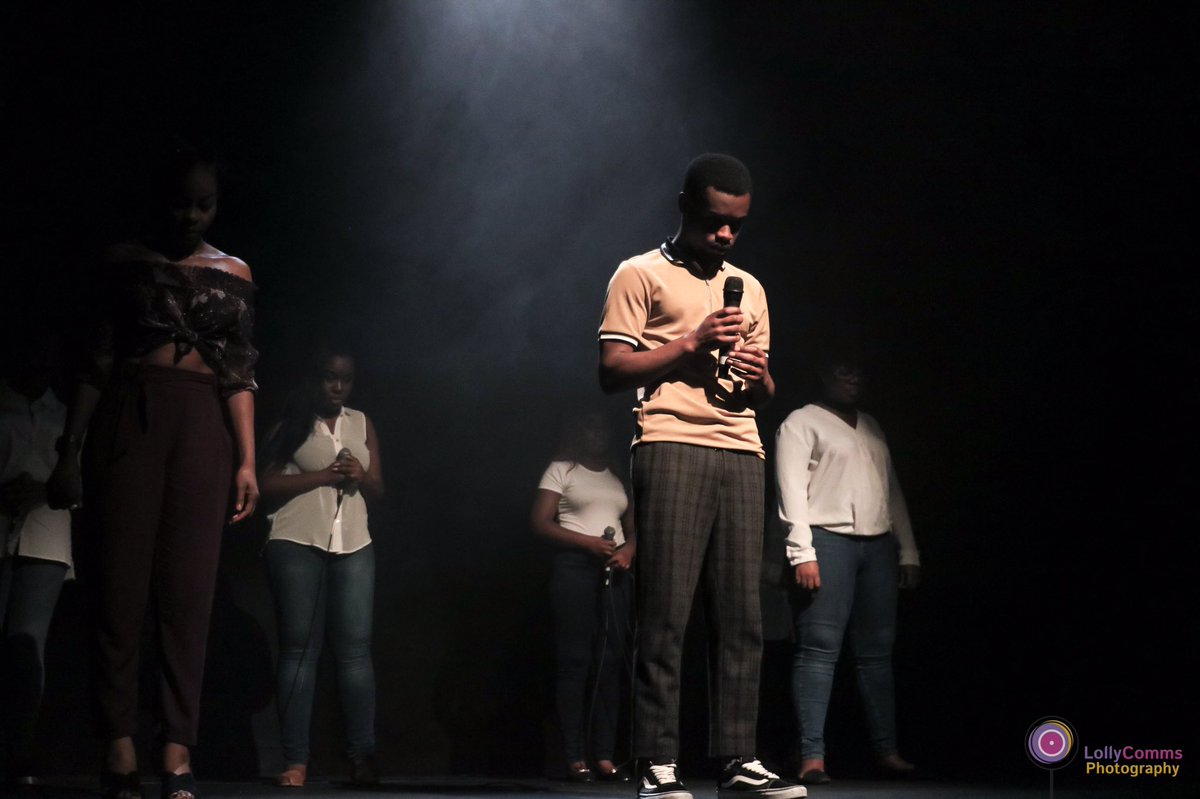 visualsbylolly's tweet photo. @InsideOutUK_ As promised, I'm happy to release some visuals from the @InsideOutUK_ #PForPressure theatre production! #WMHD2017 #WorldMentalHealthDay2017 https://t.co/S6C6bjM1LE