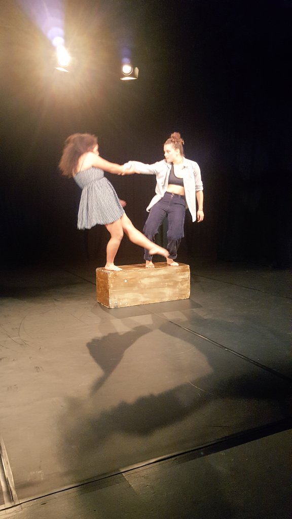 VickiHProducer's tweet photo. Final rehearsals at #Fresh2017 ready for this eves show! @the_spring @grad_labproject supported by @PointEastleigh #goodluck https://t.co/bPxLGeUbrh