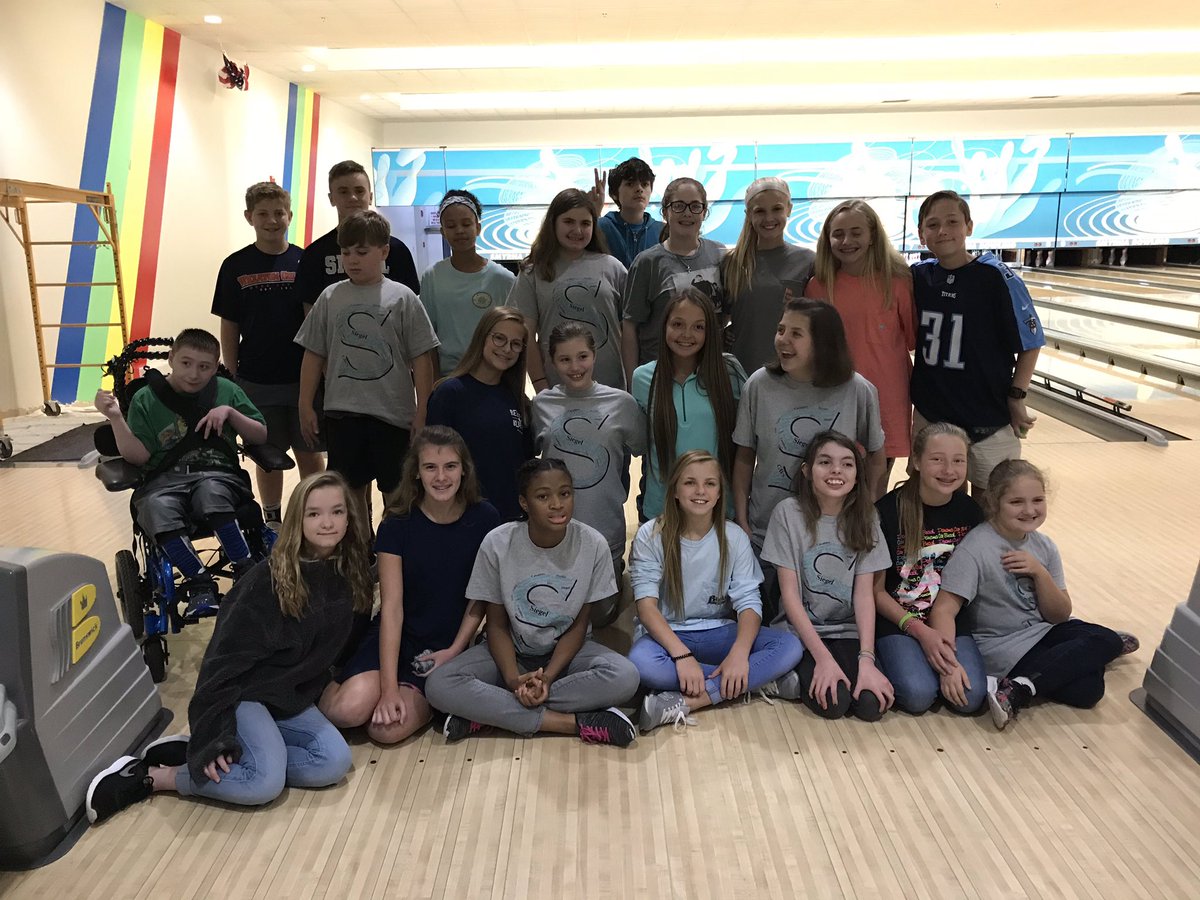 SiegelMiddle's tweet photo. Mr. Freeman's &amp; Ms. Mengaziol's students and study buds had a great time practicing for Special Olympics! https://t.co/ikshvPbxfv