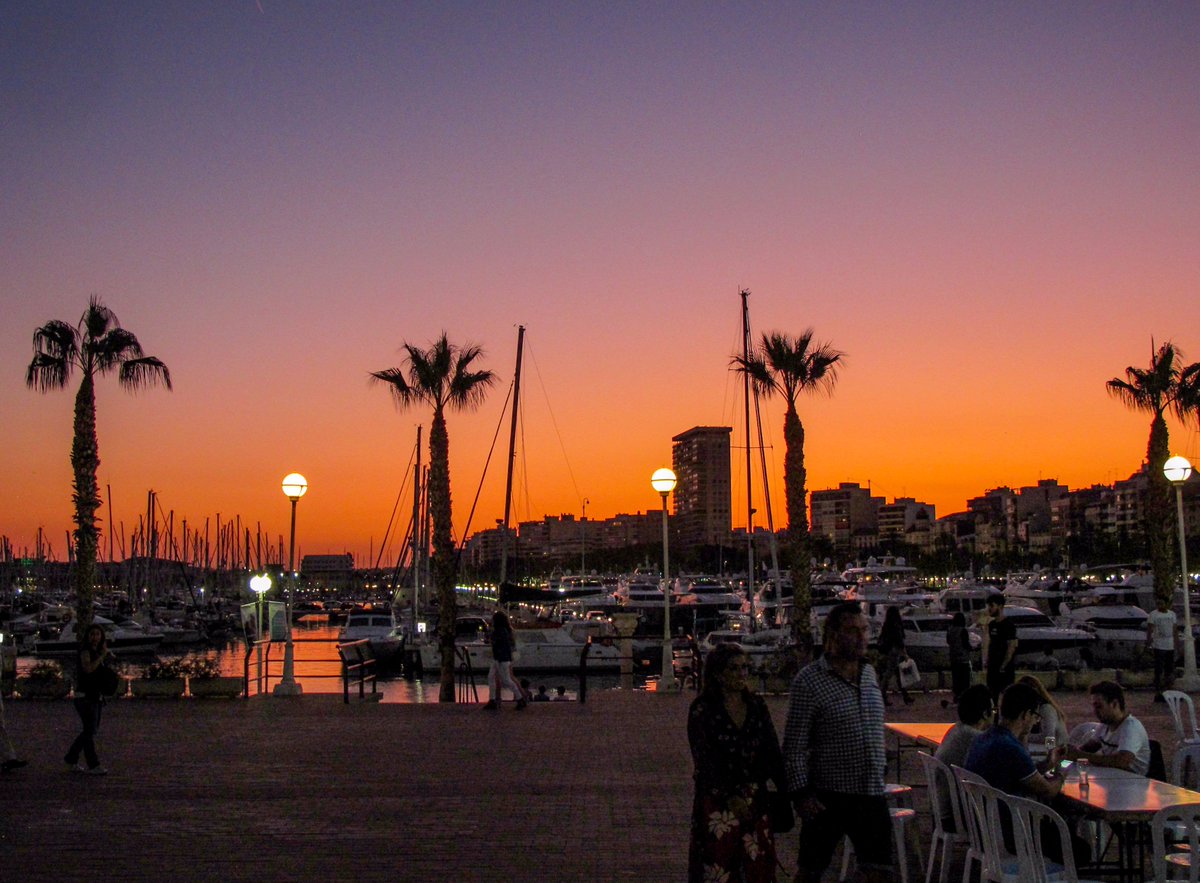 <a href="/MareenaBeer/">Mareena Craft Beer</a> Dondé estara la proxima #beerfest?