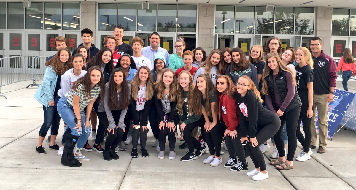 BruceMaverick's tweet photo. Another great experience with @mikesmithlive and @J_Renaissance today. Unreal turnout at MSU! https://t.co/L1CqjNBfMA