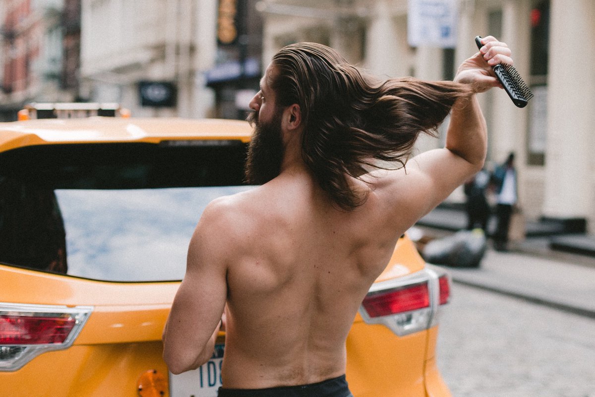 nyctaxicalendar's tweet image. #fluffing #2018calendar 📷 by Andrew Godreaux (IG: phaser)