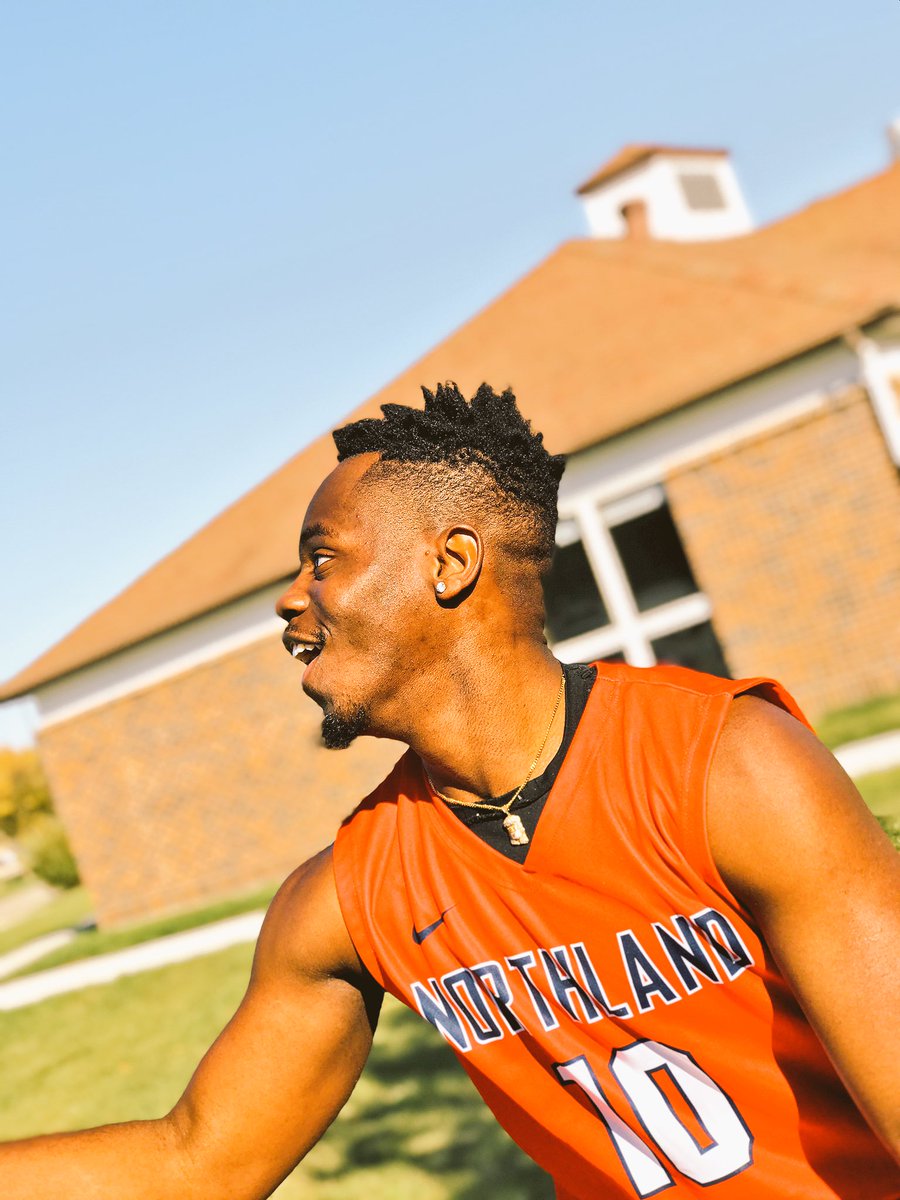 BrandonCashout's tweet photo. #YEAR2🔴⚪️ https://t.co/mWio7c6b7E