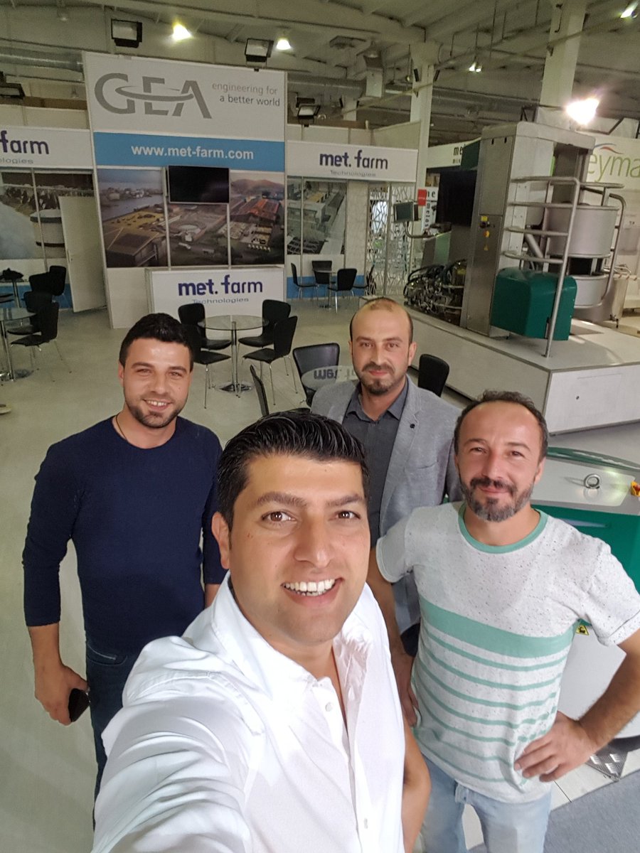 brslgz's tweet photo. #GEA #Burtarım2017 #monobox #frone #messe #exibition #ready https://t.co/STbH9XHSTh