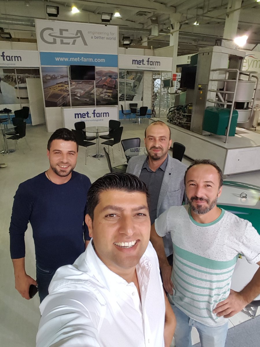 brslgz's tweet photo. #GEA #Burtarım2017 #monobox #frone #messe #exibition #ready https://t.co/STbH9XHSTh