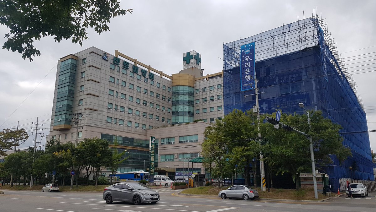 시화 시흥안산 센트럴병원은 현재 별관동에 대해 대대적으로 리모델링과 증축을 실시하고 있습니다. 환우와 방문객 분들이 불편을 겪지 않도록 최대한 노력하고 있습니다.