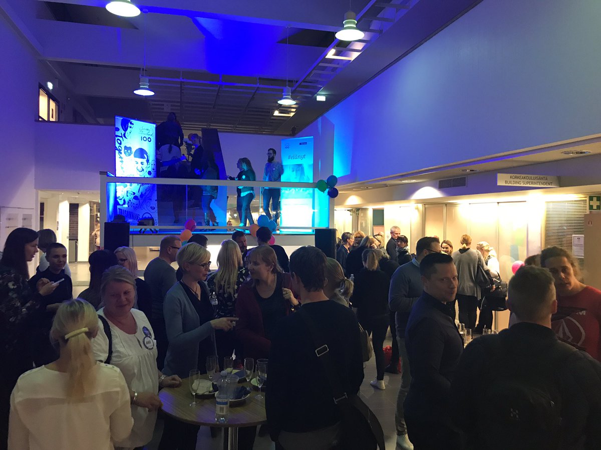 Kiitos kaikille osallistujille #uscohack on päätöksessä! Kiitos järjestäjille! Mahtavaa!!