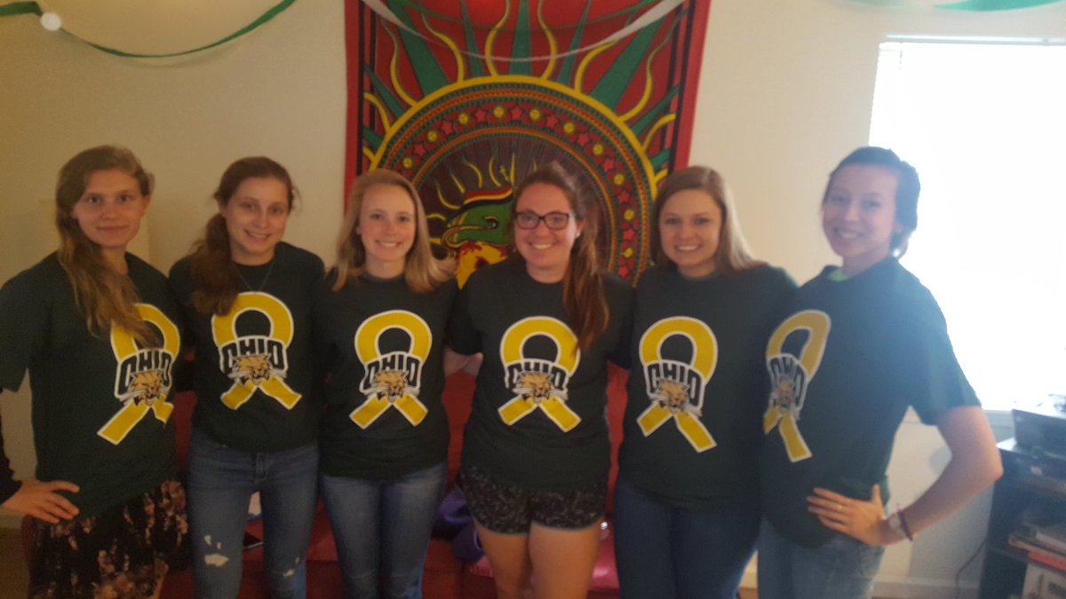 OhioUwestern's tweet photo. Members Jenny, Jaycie, Madison, Katie, Ashton &amp; Marissa purchased @TurnItGoldOU t-shirts to support the fight against childhood cancer! https://t.co/IFCiMy1FYH