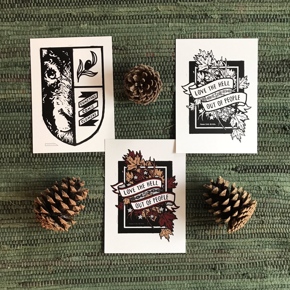 Snarkisaur's tweet photo. Might name my Etsy store Bonefire Arts - after the fires ppl had way back when for parties/deaths/communication/big life events. Thoughts? https://t.co/cC42EaY174