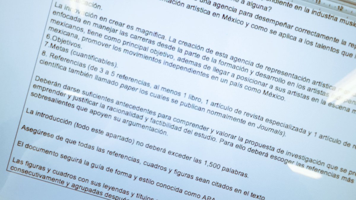 ariyzb's tweet photo. Olvida los errores, olvida a los enemigos, olvida todo. Excepto lo que vayas a hacer de aquí en adelante. #automotivación #practicum1 https://t.co/Ojam2NhkiC