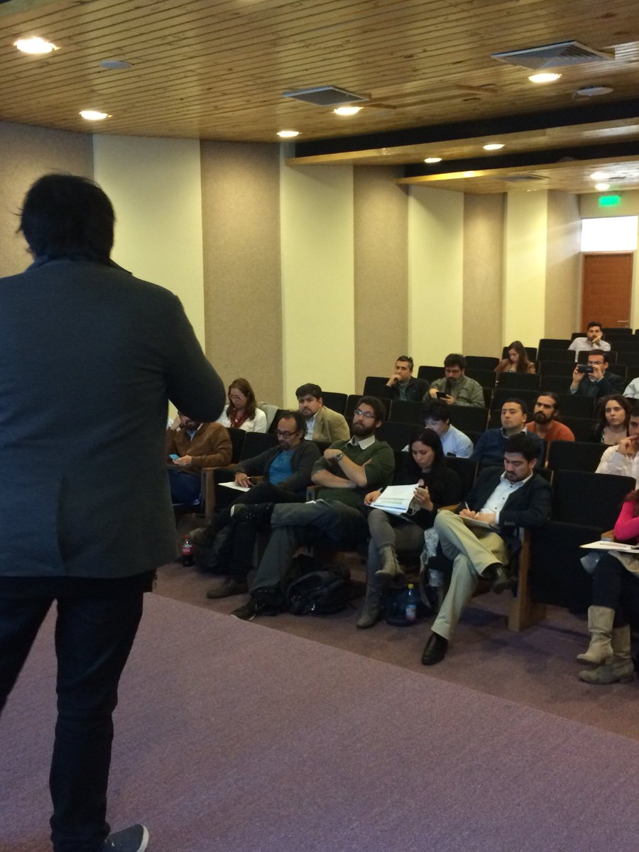 Ceinnova_PUCV's tweet image. Ahora en #DemodayUXyGamificacion #Keyslide @ValpoCreativo