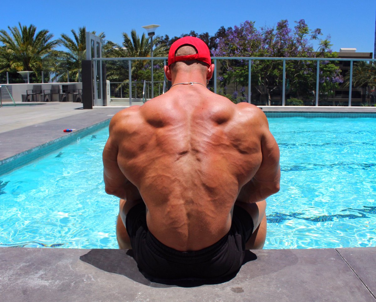 Behind every successful person is a crowd full of haters... SO MIGHT AS WELL GIVE THEM A NICE FUCKING BACK TO LOOK AT! 💯