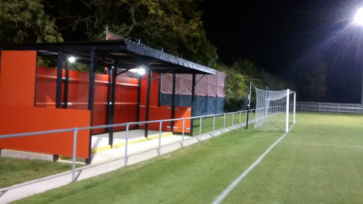 glebefootball's tweet photo. 5 mins to kick off. Just for tonight's the visit of @Croydon_FC , our Arriva Bus Shelter becomes the Tram Shelter. https://t.co/4XWG5WwvuX