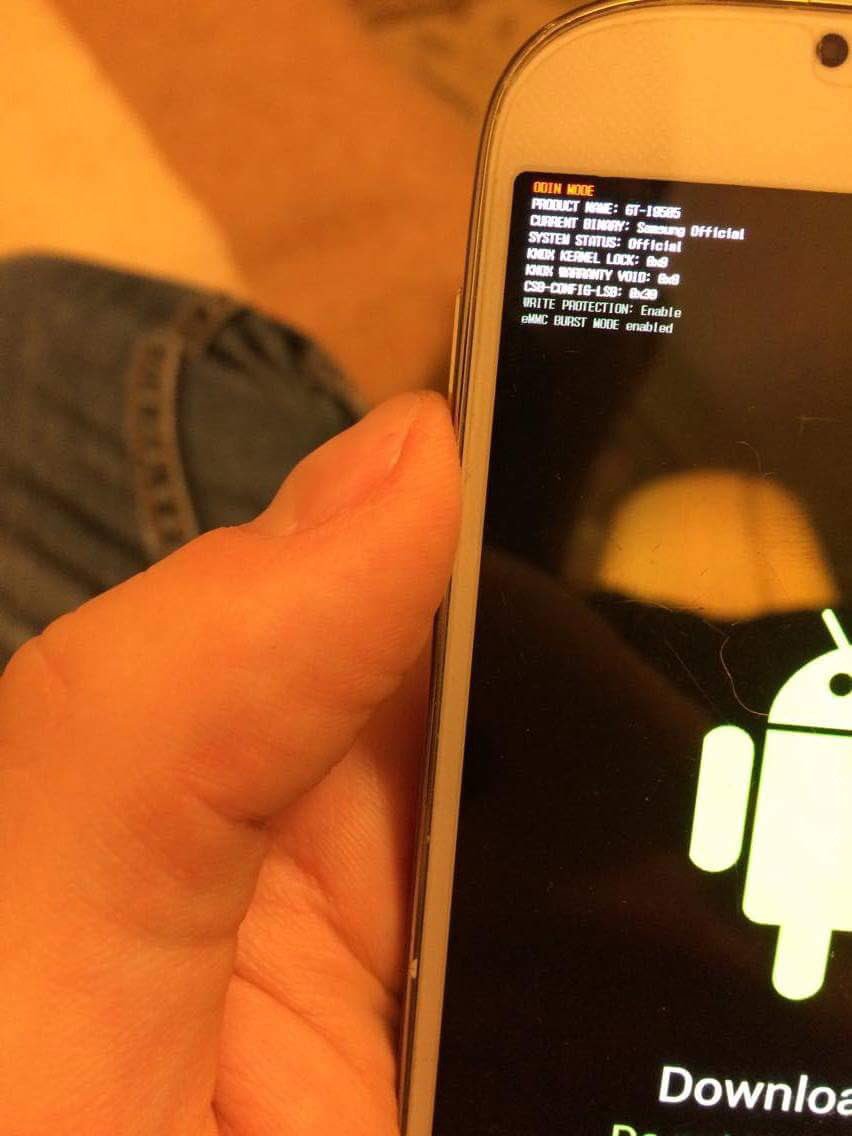 bezmasla's tweet photo. Co to jest? #OdinMode #Samsung #Android https://t.co/VS7uSOUzFo