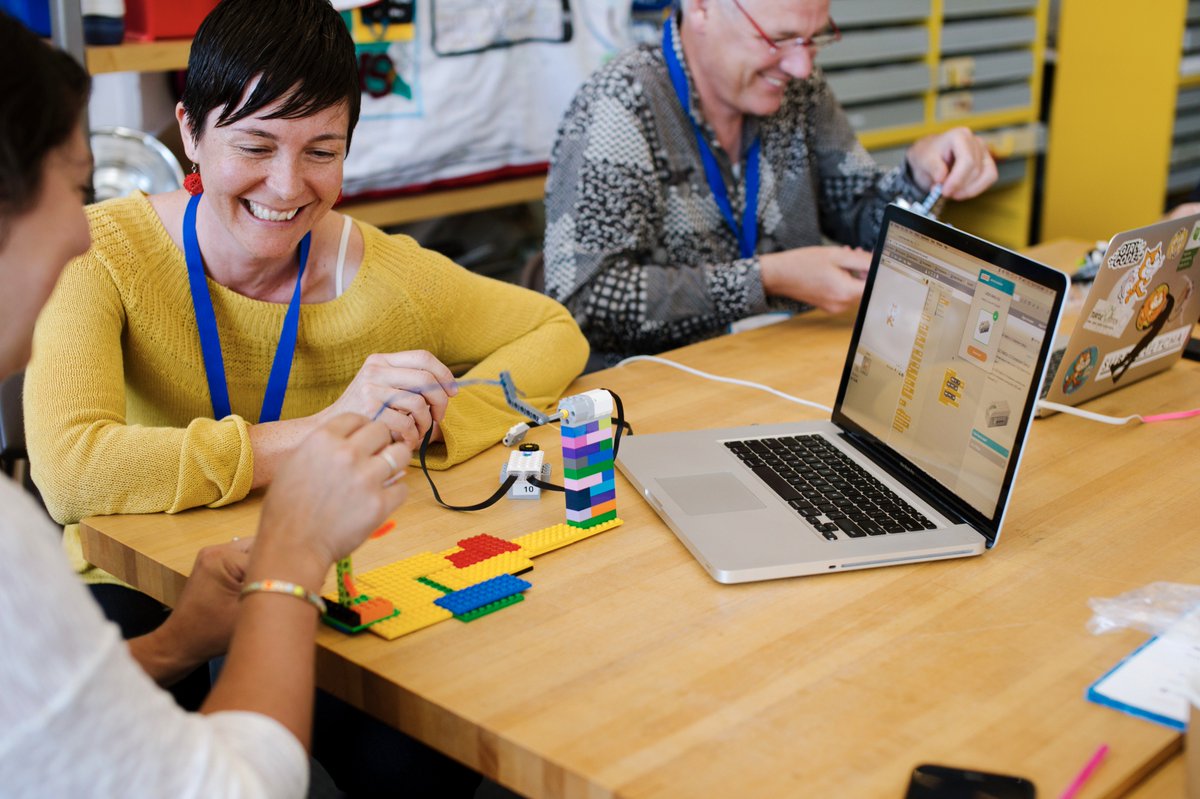 scratch's tweet photo. We'll be hosting the 2018 Scratch@MIT Conference at @medialab on July 26-28, with welcome event on July 25! Stay tuned for more details. https://t.co/R4MIb9oEae