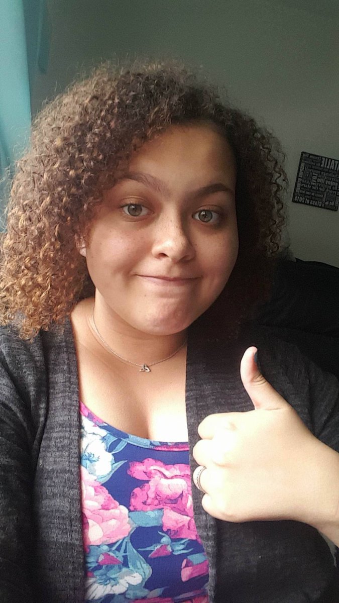 Cassie Wright is live on WNHU-2!
Playing the music we love, tune in!
wnhu.org/4620-2/