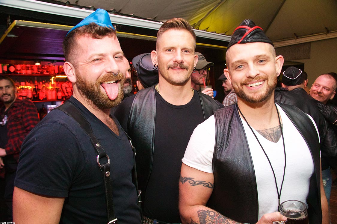 TheAdvocateMag's tweet photo. 102 photos of daddies and their boys https://t.co/Dgl9JtZxP7 🐶🐻 From @MattBaum, @cuff_seattle and @SEALeatherMen https://t.co/ynFe1aTwzY
