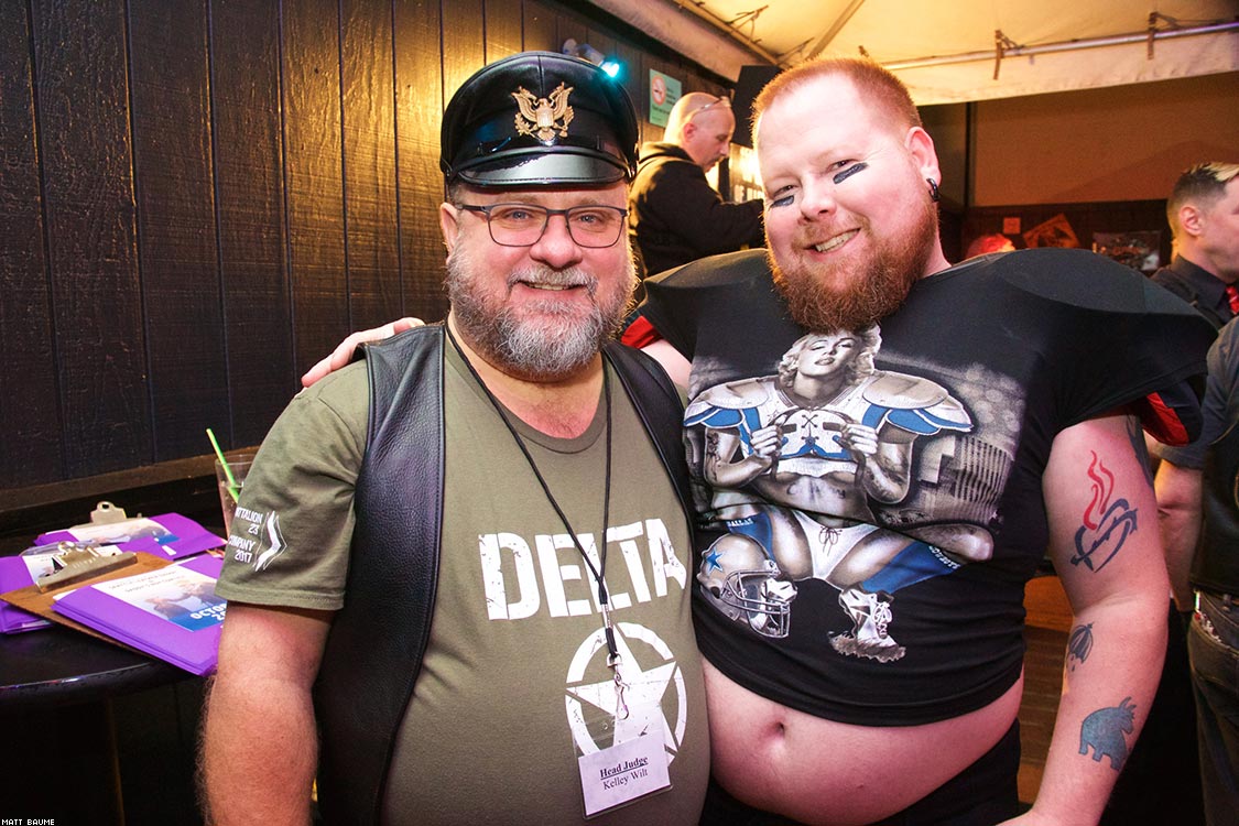 TheAdvocateMag's tweet photo. 102 photos of daddies and their boys https://t.co/Dgl9JtZxP7 🐶🐻 From @MattBaum, @cuff_seattle and @SEALeatherMen https://t.co/ynFe1aTwzY