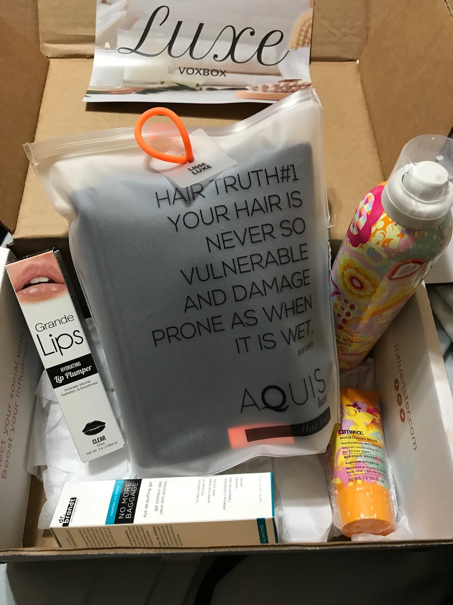 dejamalcolm's tweet photo. @Influenster @InfluensterVox I did!! #loveamika #luxevoxbox #brandtpartner #plumpinamonth # hairtruth https://t.co/qnKW4m4Q5s