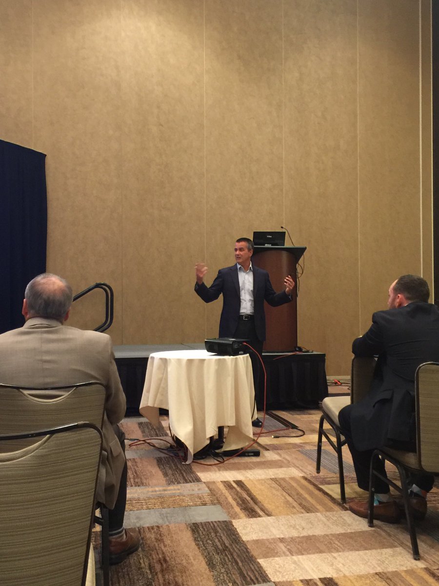 PNOReilly's tweet photo. Bob Gault presents the Extreme partner story to a packed house at the Channel company Best of Breed conference. https://t.co/vmK4xuKdPN