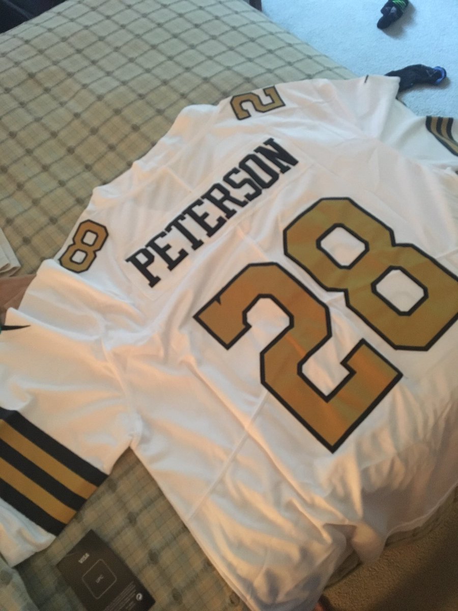Rayswag_'s tweet photo. My new jersey just arrived! https://t.co/Ny1q7Y6gyc