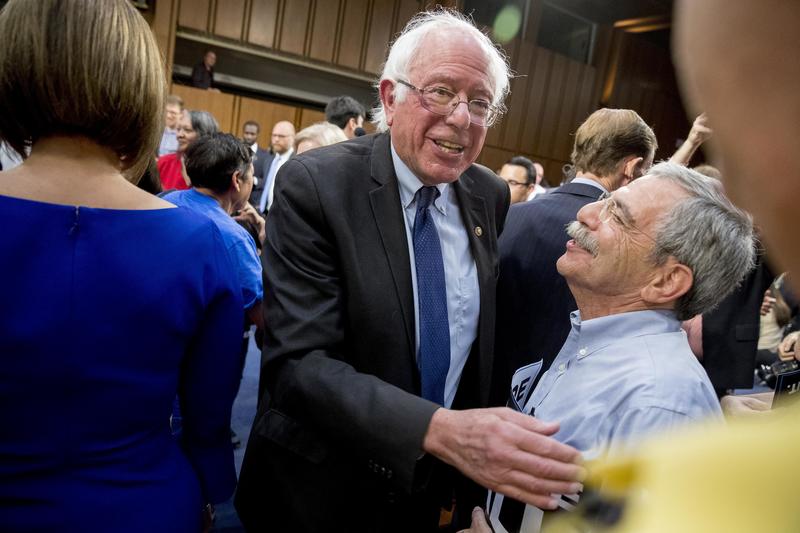 LISTEN: Sen. Bernie Sanders Discusses 'College For All' Plan dlvr.it/PthgJh https://t.co/Rp88mZDfW2