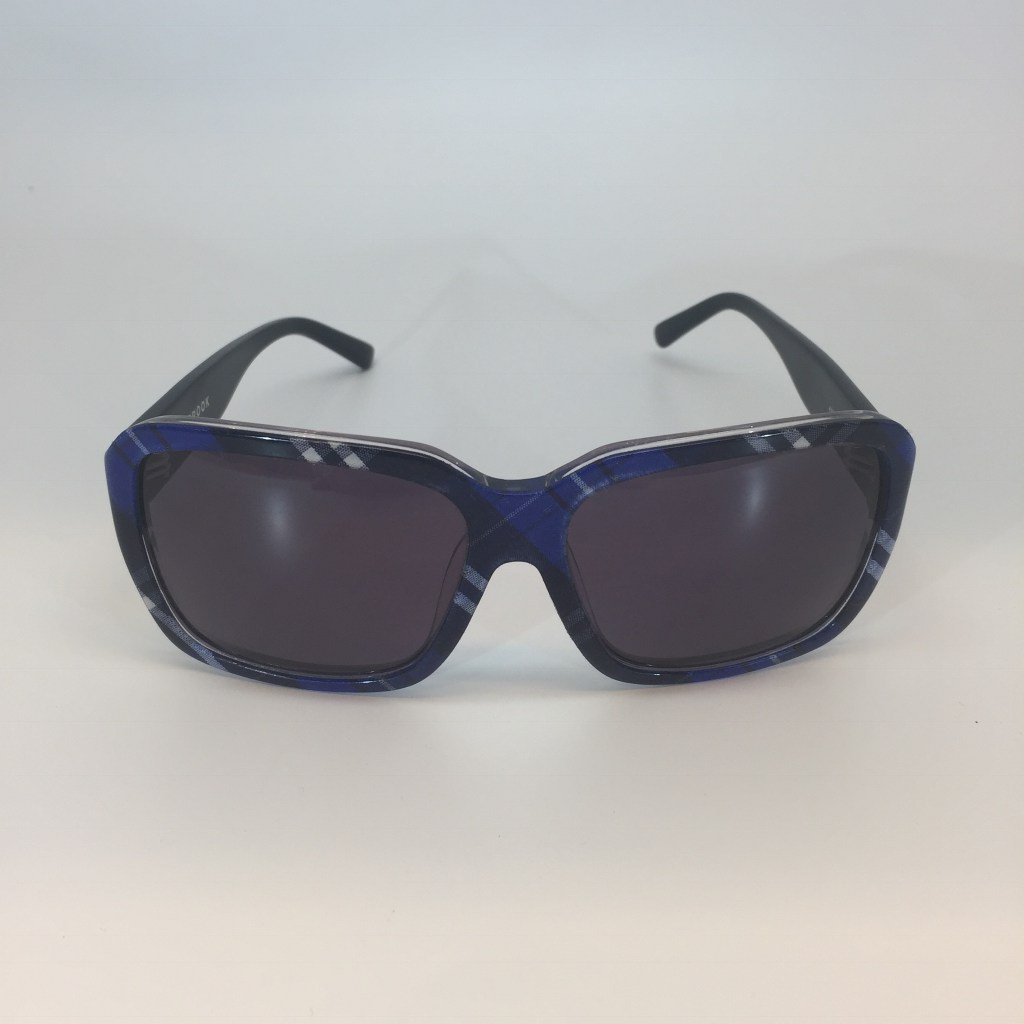 luxeobjects's tweet image. Russell Westbrook Brand CHINO FUN Women’s Sunglasses in Blue Plaid Gently Used No Case luxeobjects.com/product/russel…