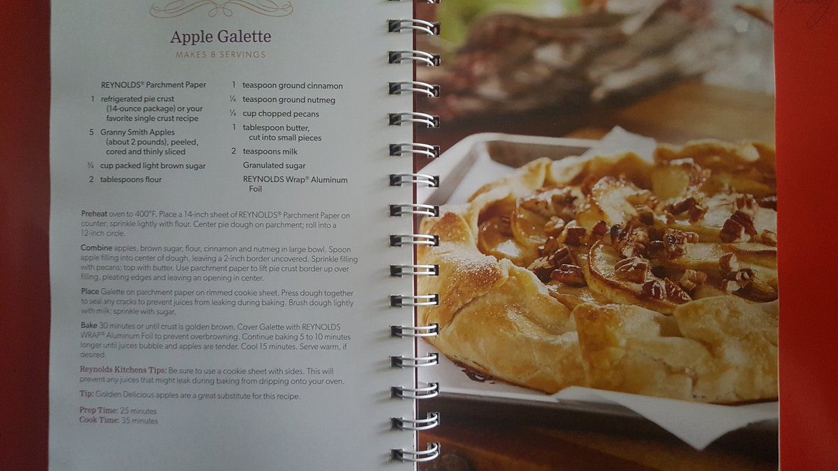 zappafaye's tweet image. This book has me in the mood for fall baking🍁🍎🍏🍒 ❤😍 #bakingmachine #fruits #pies #CookingFever #recipes @boozychef @foodiewinoSF @Specmonkey