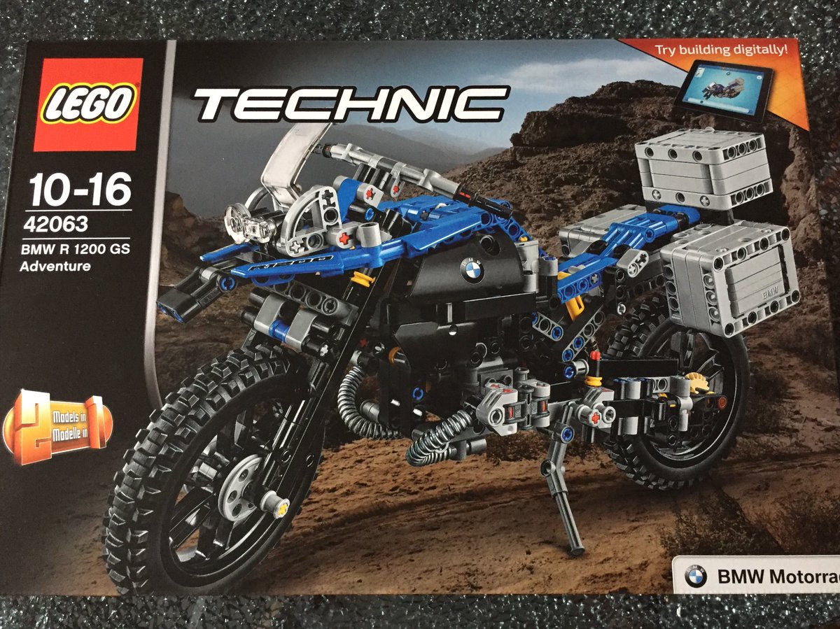 dnsmichi's tweet photo. Awesome #legotechnic #bmw model I got myself in @LEGO_Group store #hamburg :-) #lego #awesomebuild https://t.co/e8OgtJKZrC